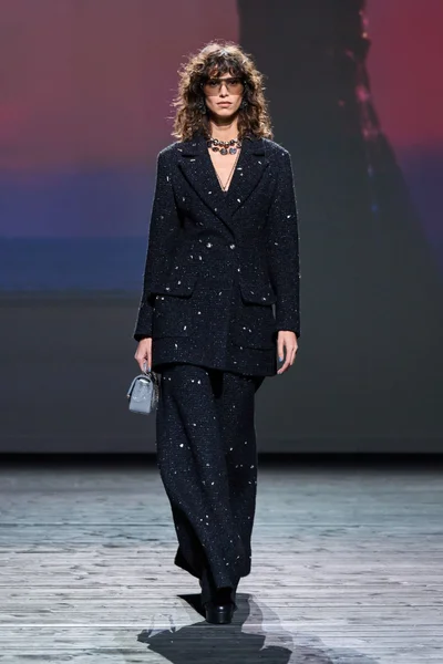 Look 52